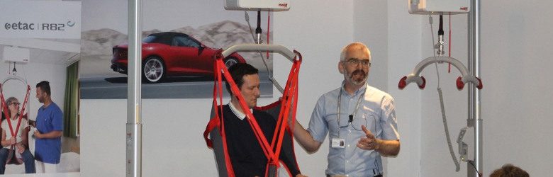 molift demonstrating safe hoisting of disabled children