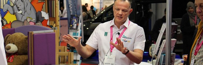 ot shaun masters talking to exhibitors