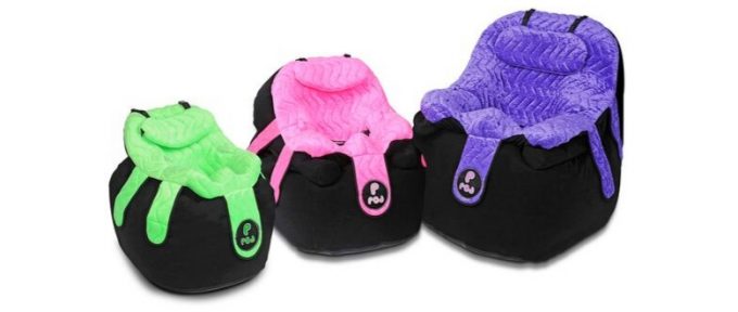 3 different coloured p-pod seating systems